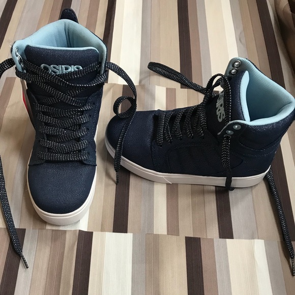 Brand new high top Osiris 💙 - Picture 2 of 6